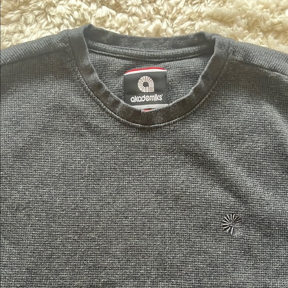 Akademiks Men's Black/Grey Long Sleeve Shirt - Picture 6 of 9